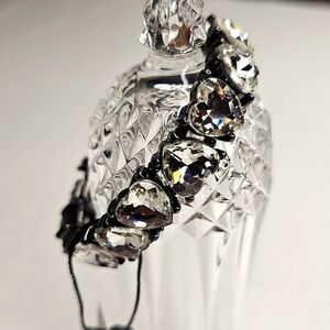 WHBM‎ Crystal Hearts Stretch Bracelet with Gunmetal Back